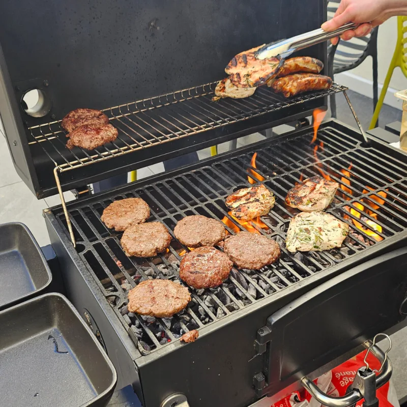 Live BBQ
