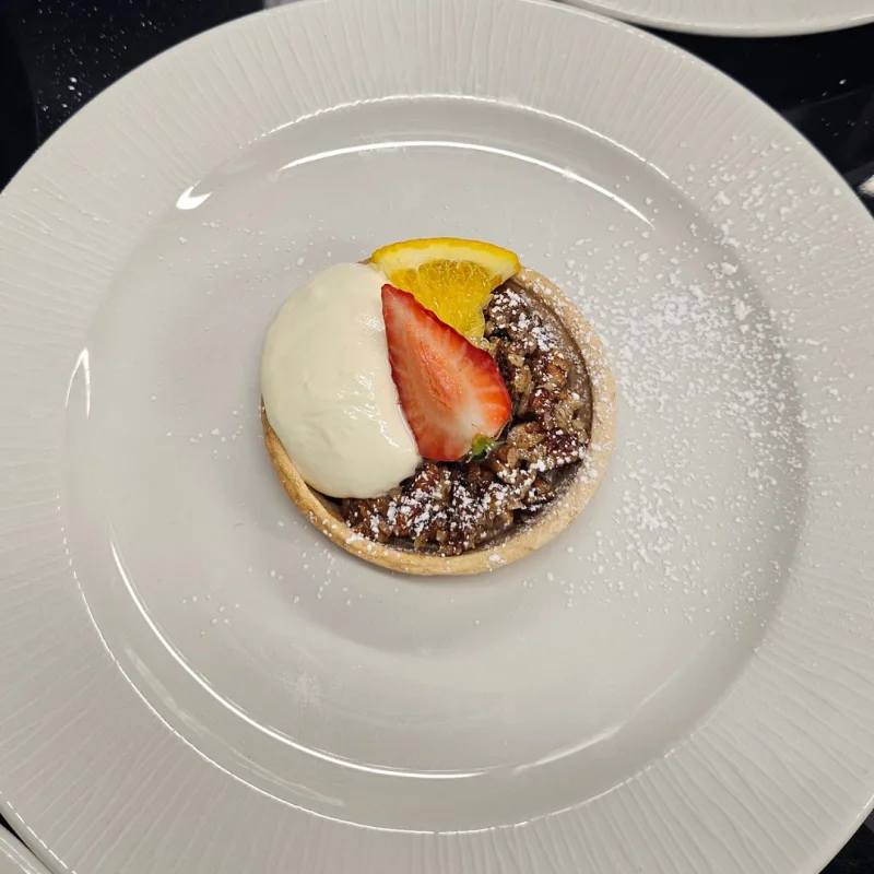 Pecan tart, Chantilly cream, Fresh fruits